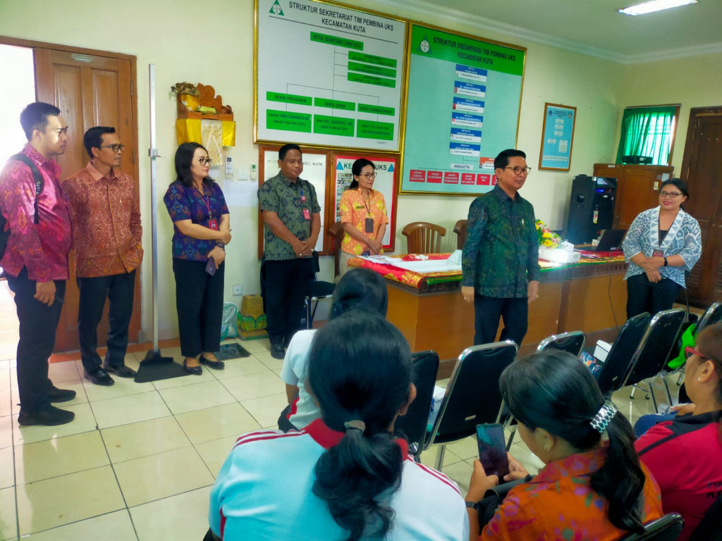 SEKDA BADUNG MEMBERI MOTIVASI KEPADA KADER POSYANDU